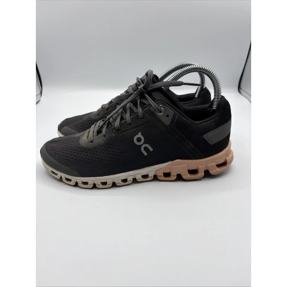 On Cloud Cloudflow Sneakers Womens Size 7 Rock Rose Colorway Training Gym